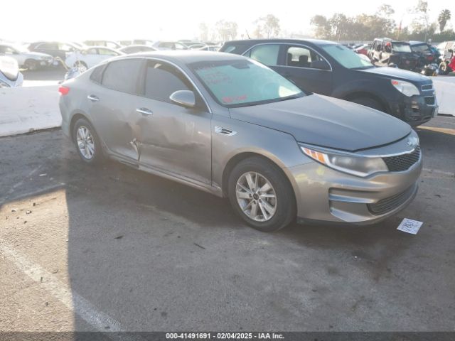 kia optima 2017 5xxgt4l3xhg134513