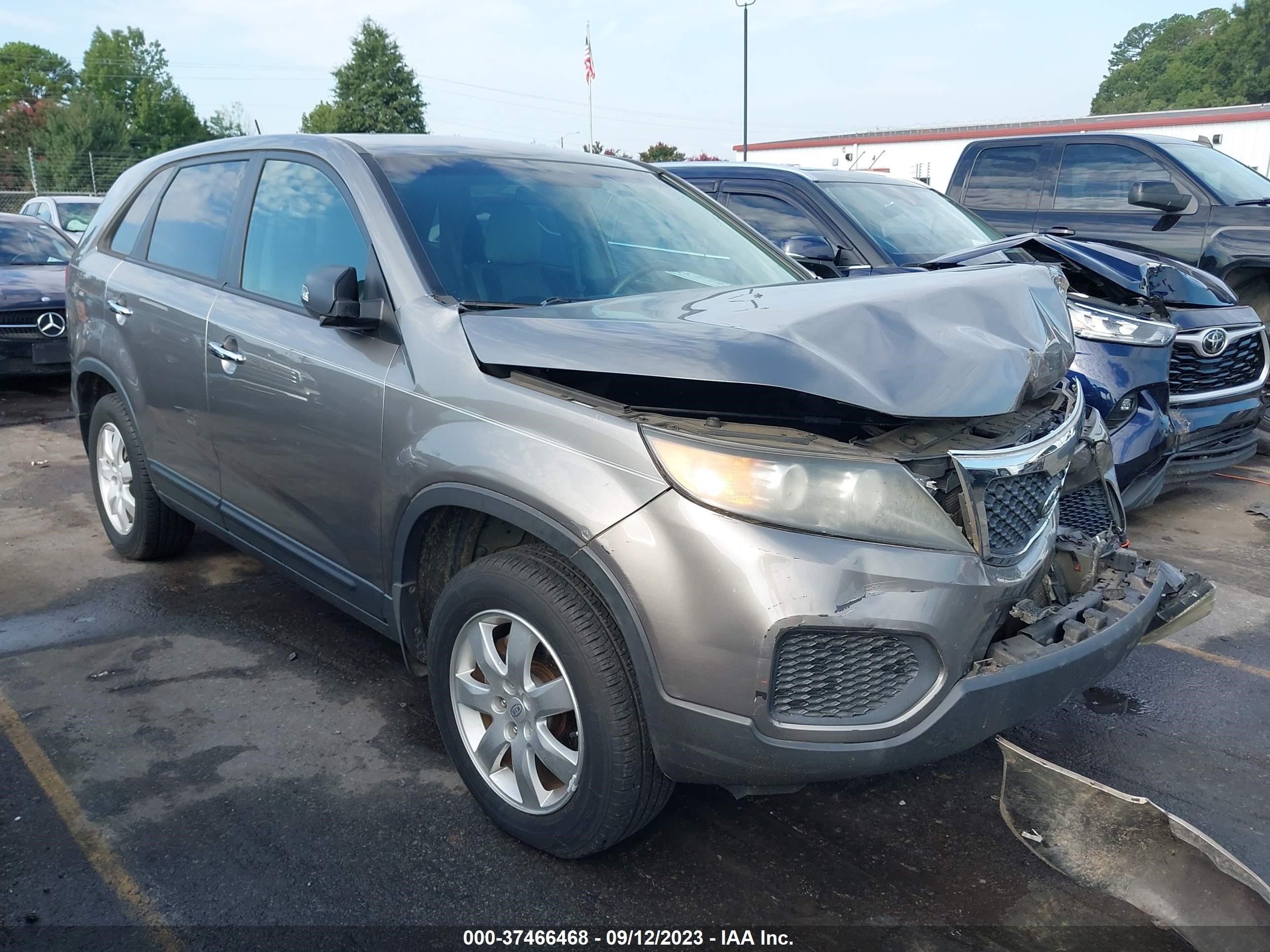 kia sorento 2011 5xykt3a1xbg020150