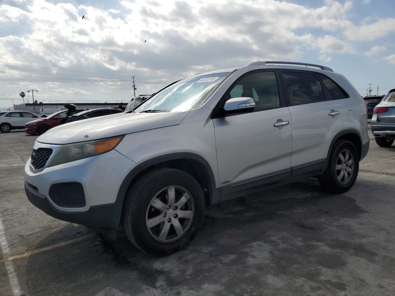 kia sorento 2011 5xyktda22bg060320