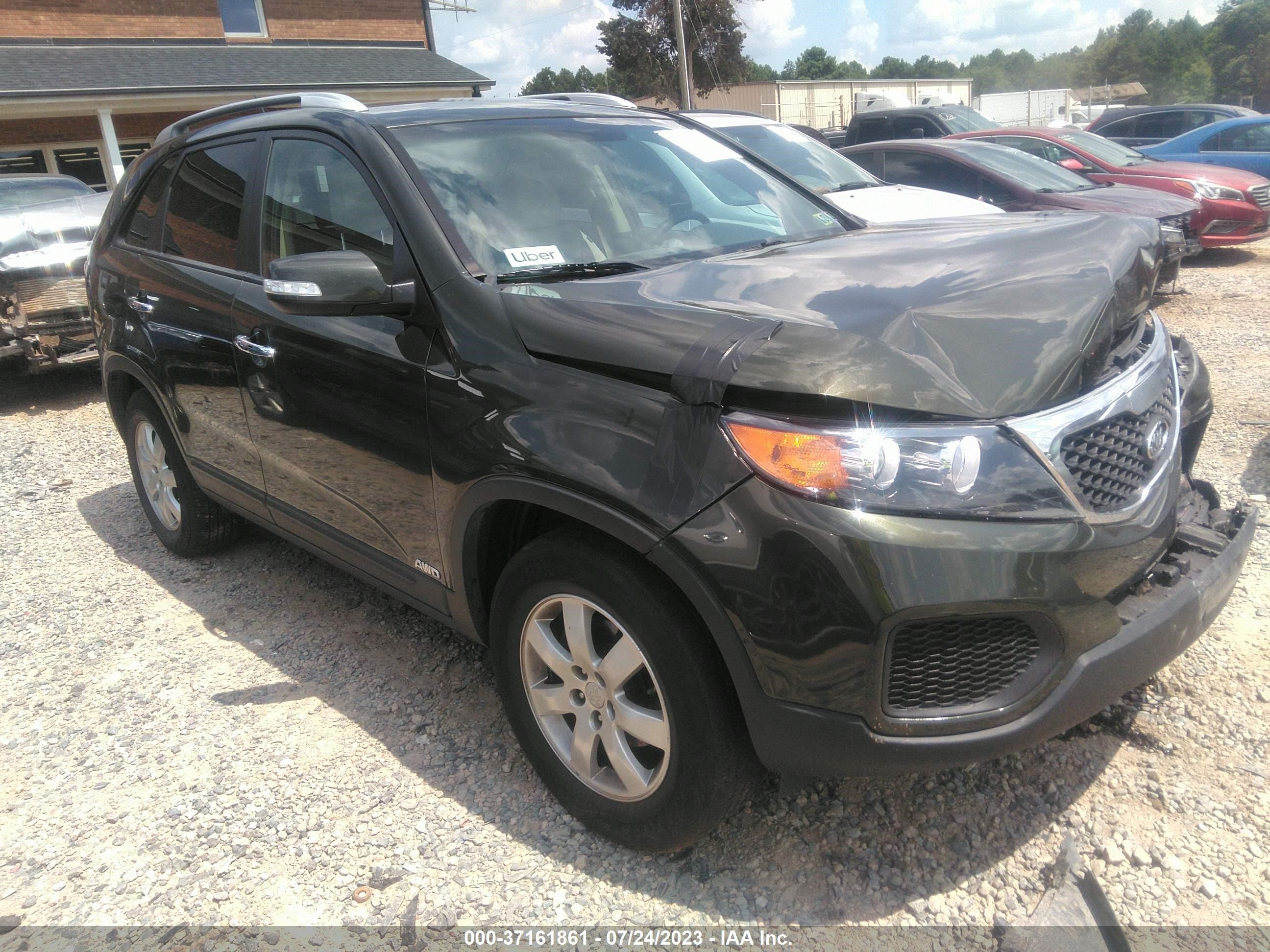 kia sorento 2011 5xyktda22bg144086