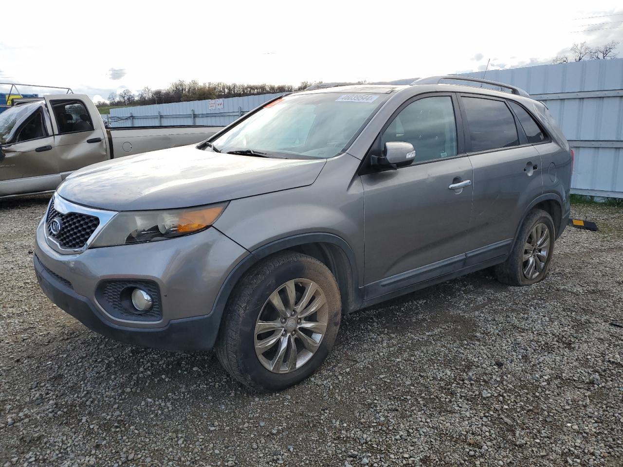 kia sorento 2011 5xyku4a2xbg041043