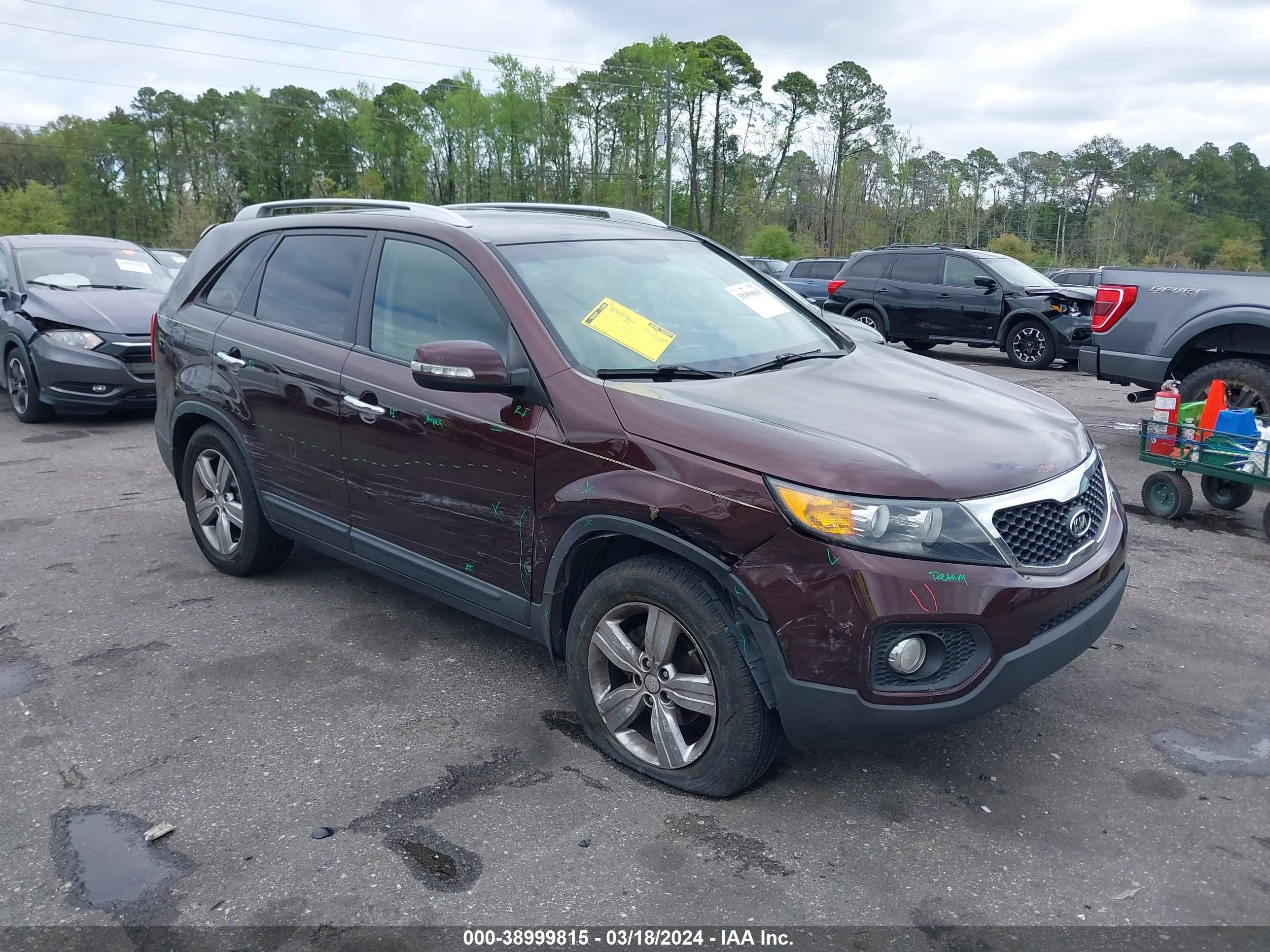 kia sorento 2013 5xyku4a65dg317053