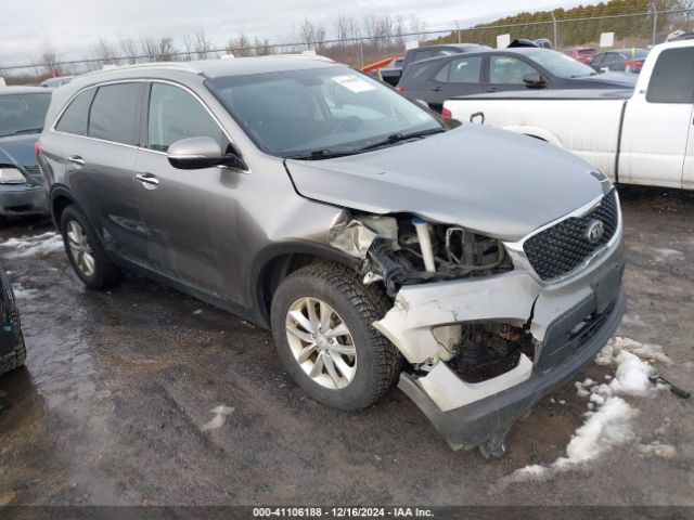 kia sorento 2017 5xypg4a30hg266909