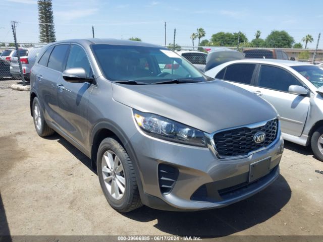 kia sorento 2019 5xypg4a32kg547844