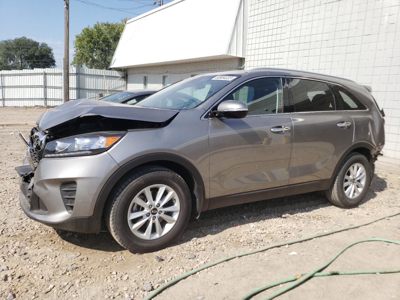 kia sorento 2019 5xypg4a32kg557385