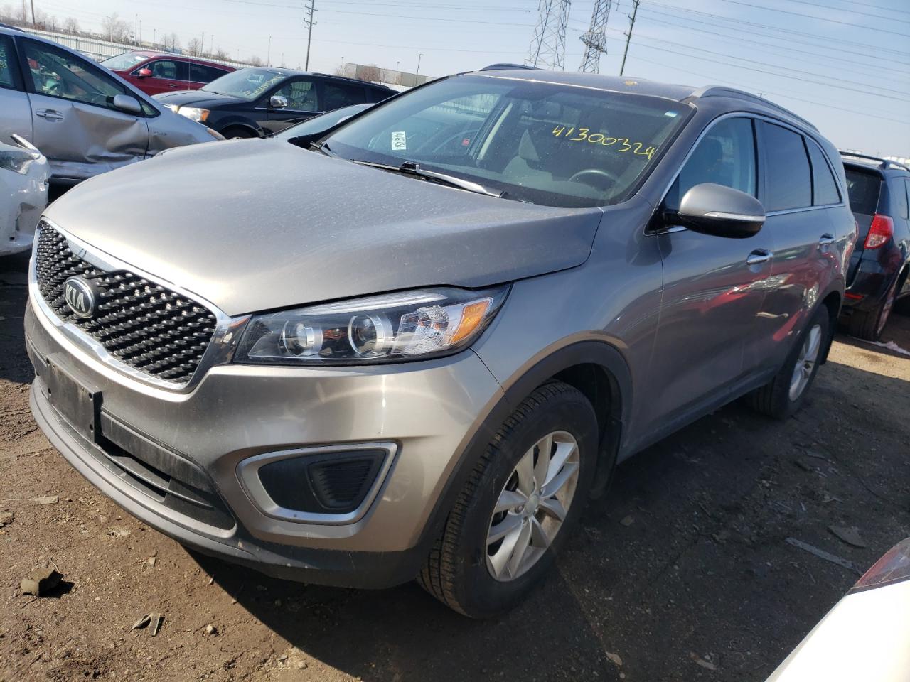 kia sorento 2017 5xypg4a34hg198114