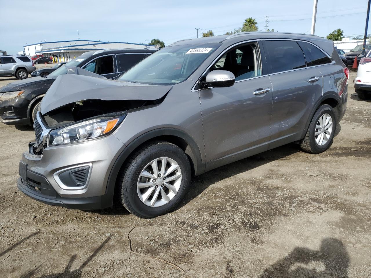 kia sorento 2017 5xypg4a34hg219589