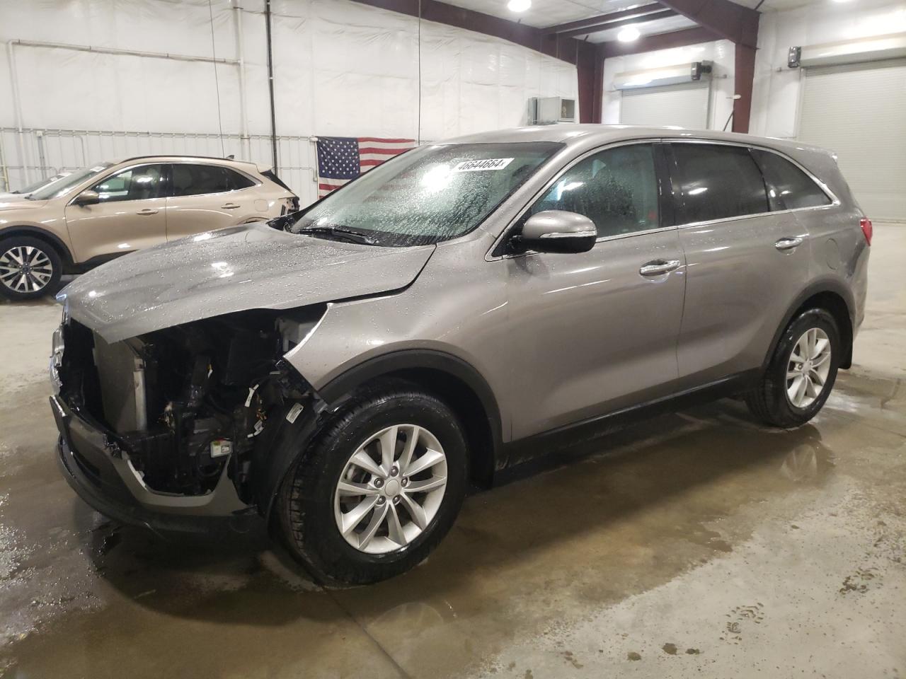 kia sorento 2018 5xypg4a34jg408698