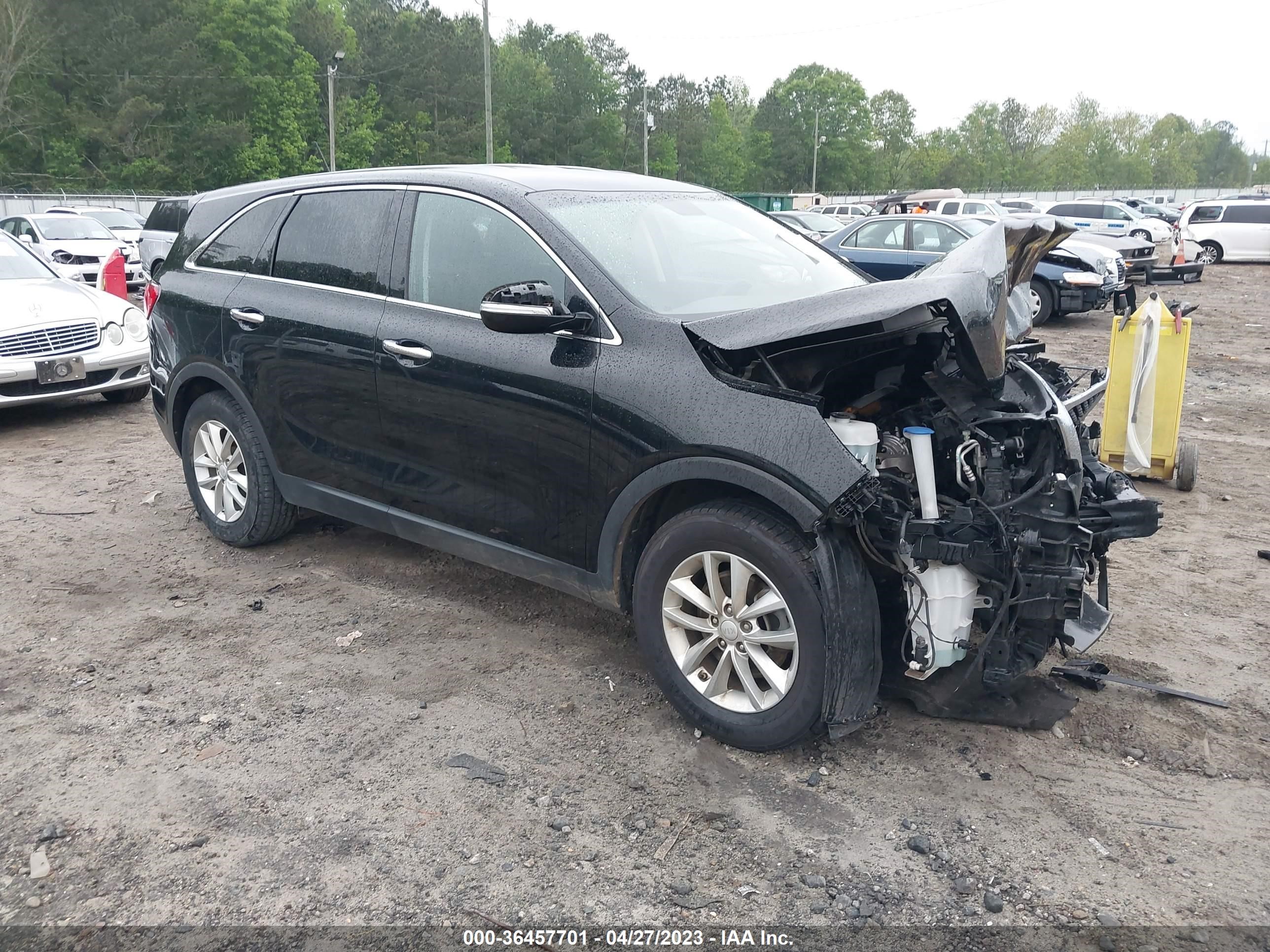 kia sorento 2017 5xypg4a36hg301761