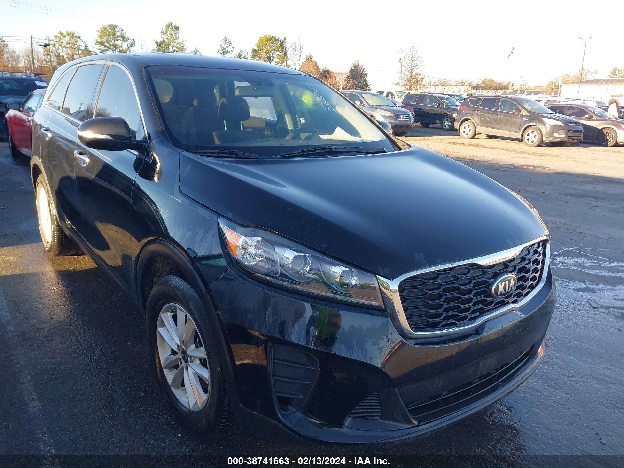 kia sorento 2019 5xypg4a36kg566087