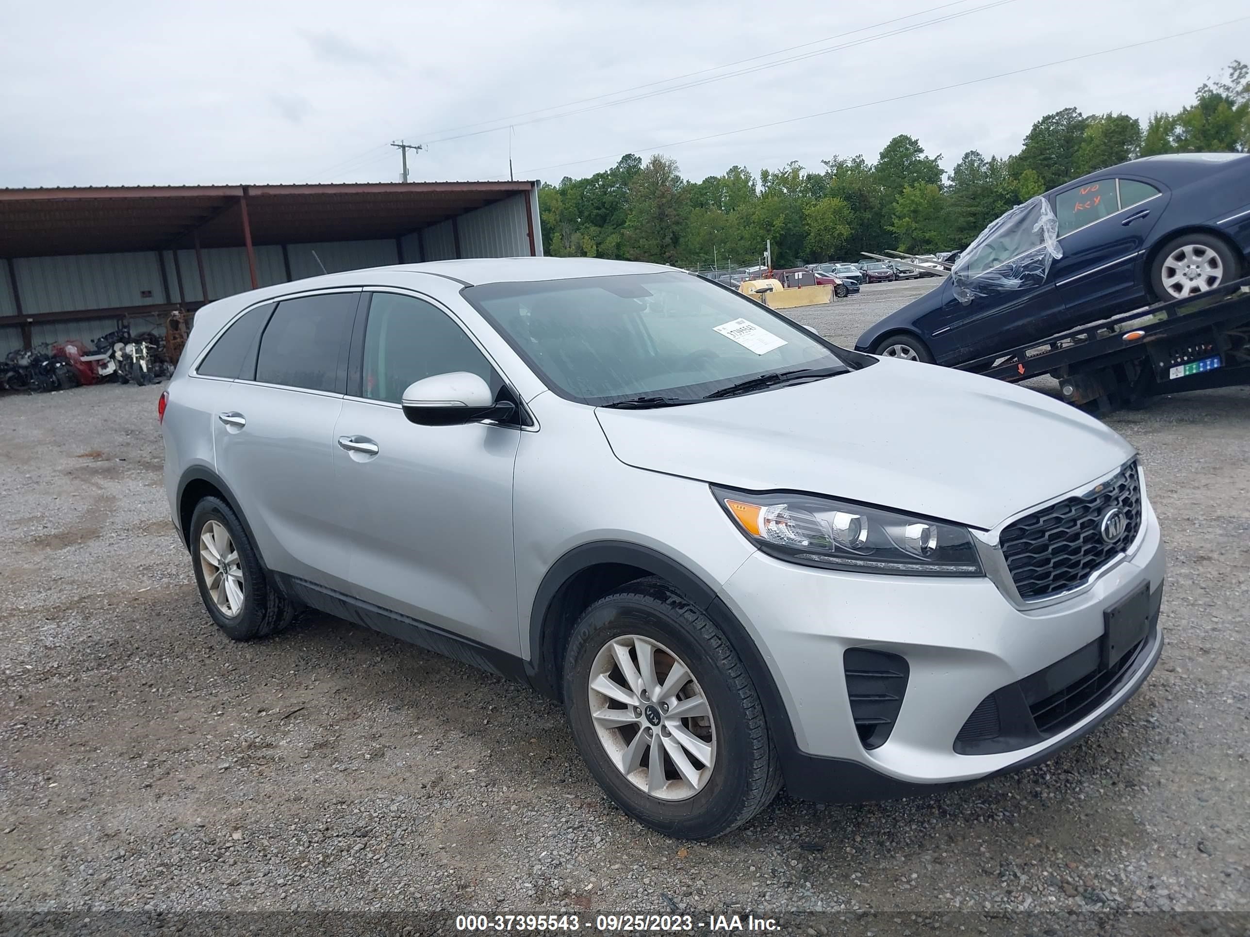 kia sorento 2019 5xypg4a36kg581883