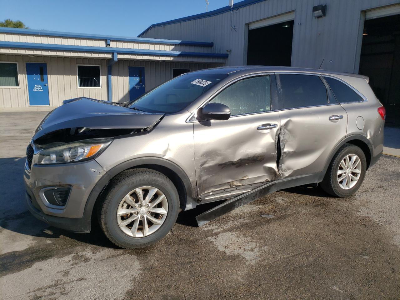 kia sorento 2017 5xypg4a39hg272367