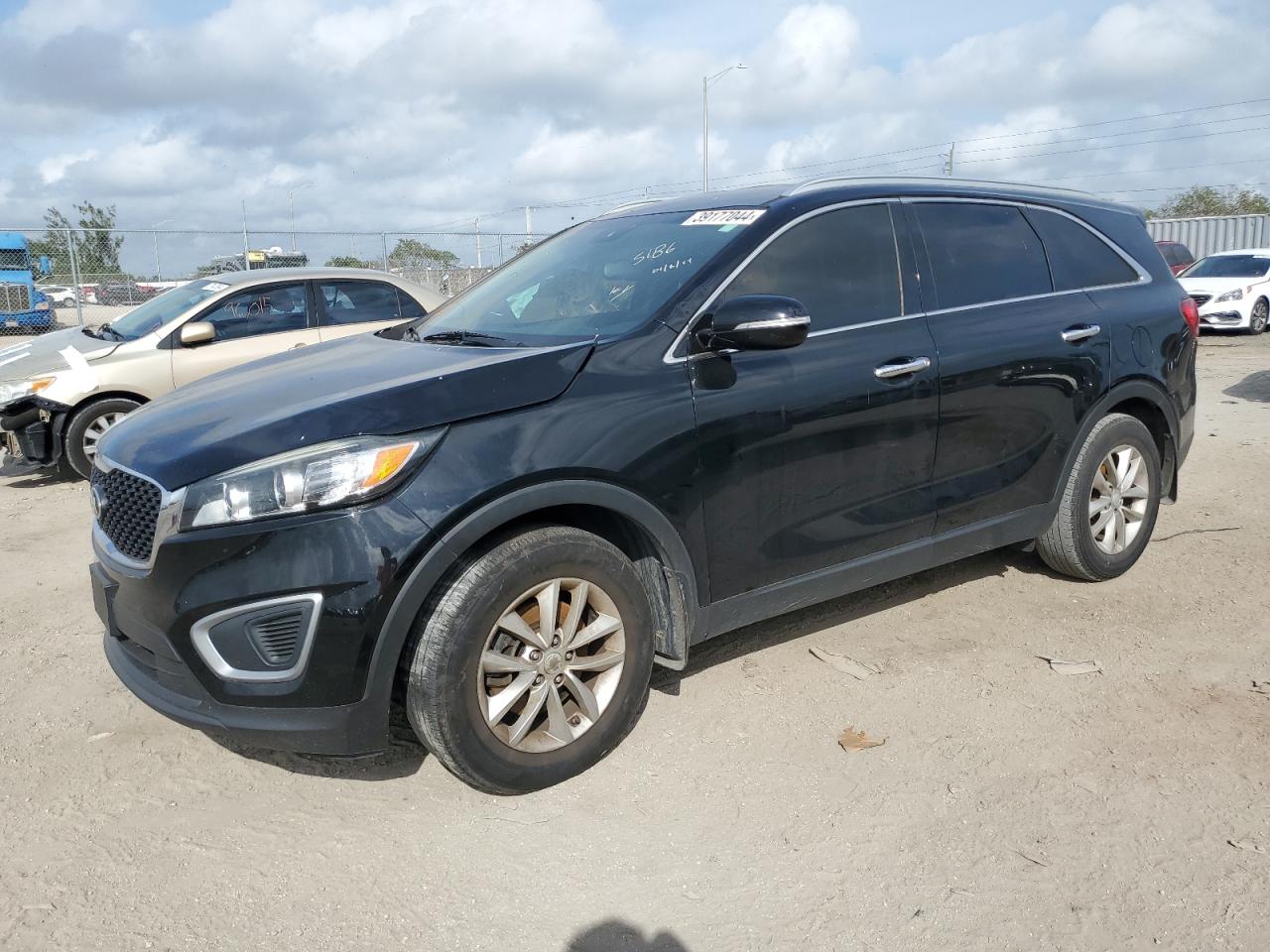 kia sorento 2017 5xypg4a39hg275186