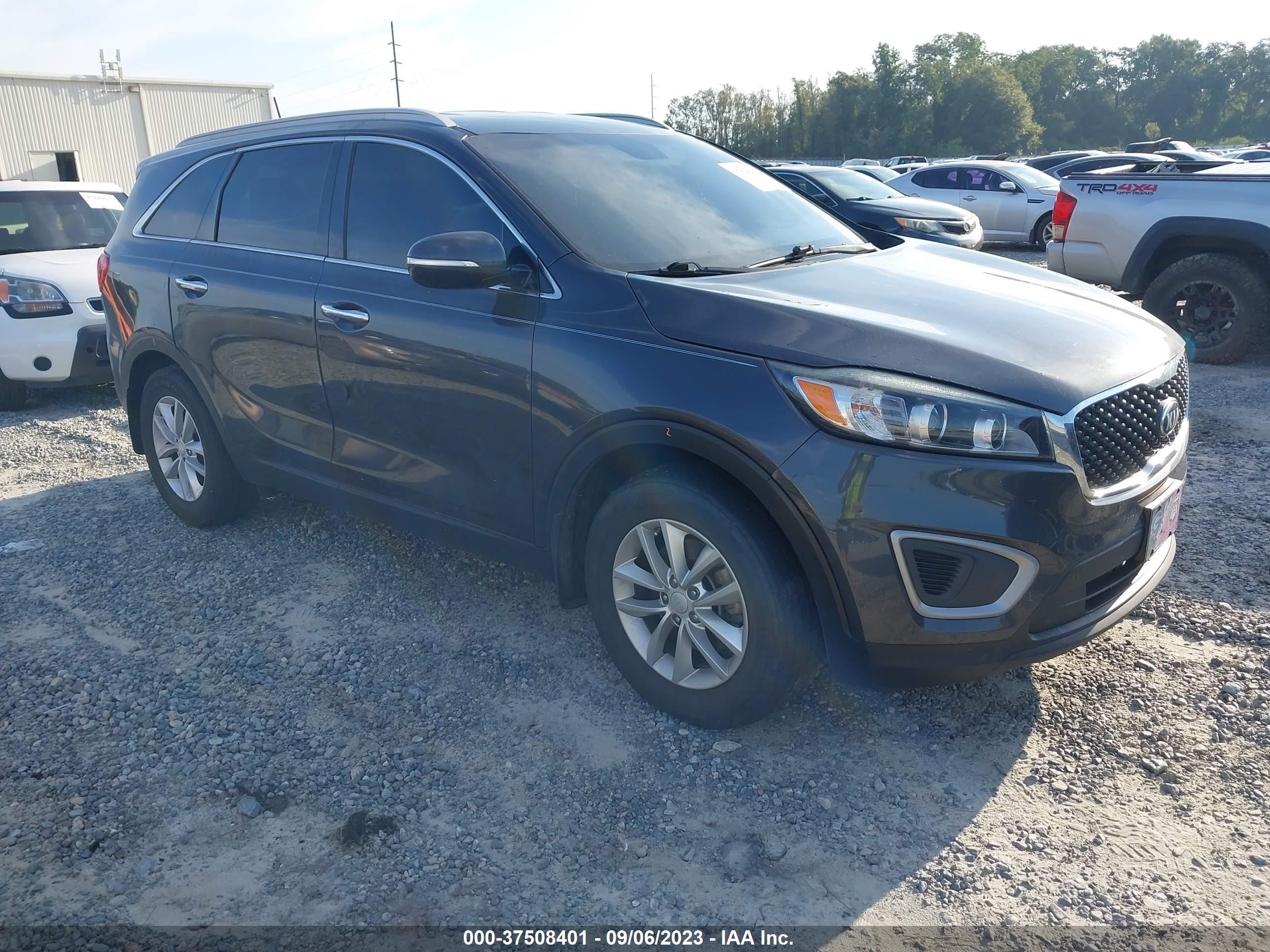 kia sorento 2017 5xypg4a3xhg290232