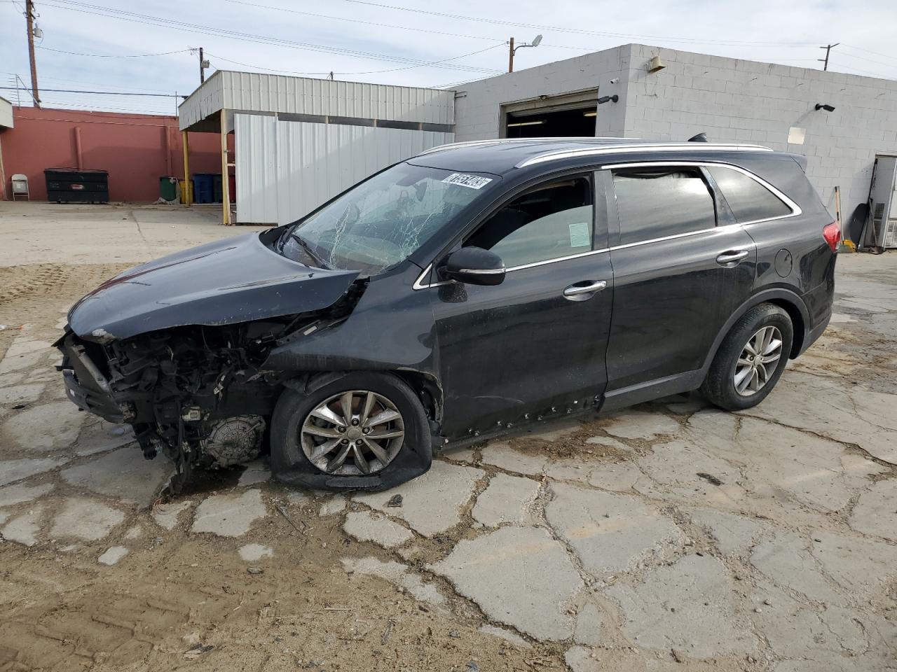 kia sorento 2018 5xypg4a5xjg355751