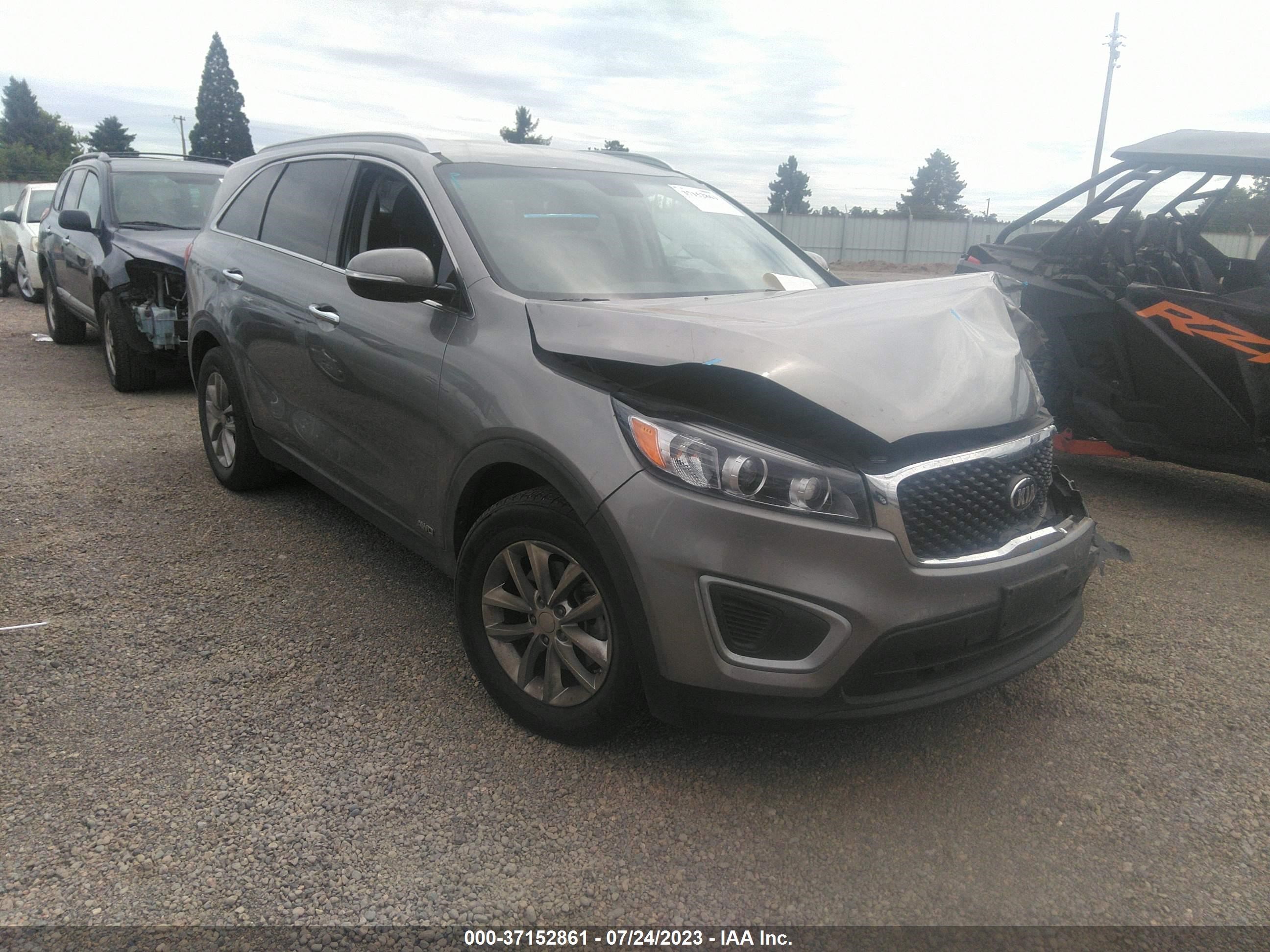 kia sorento 2018 5xypgda37jg430324