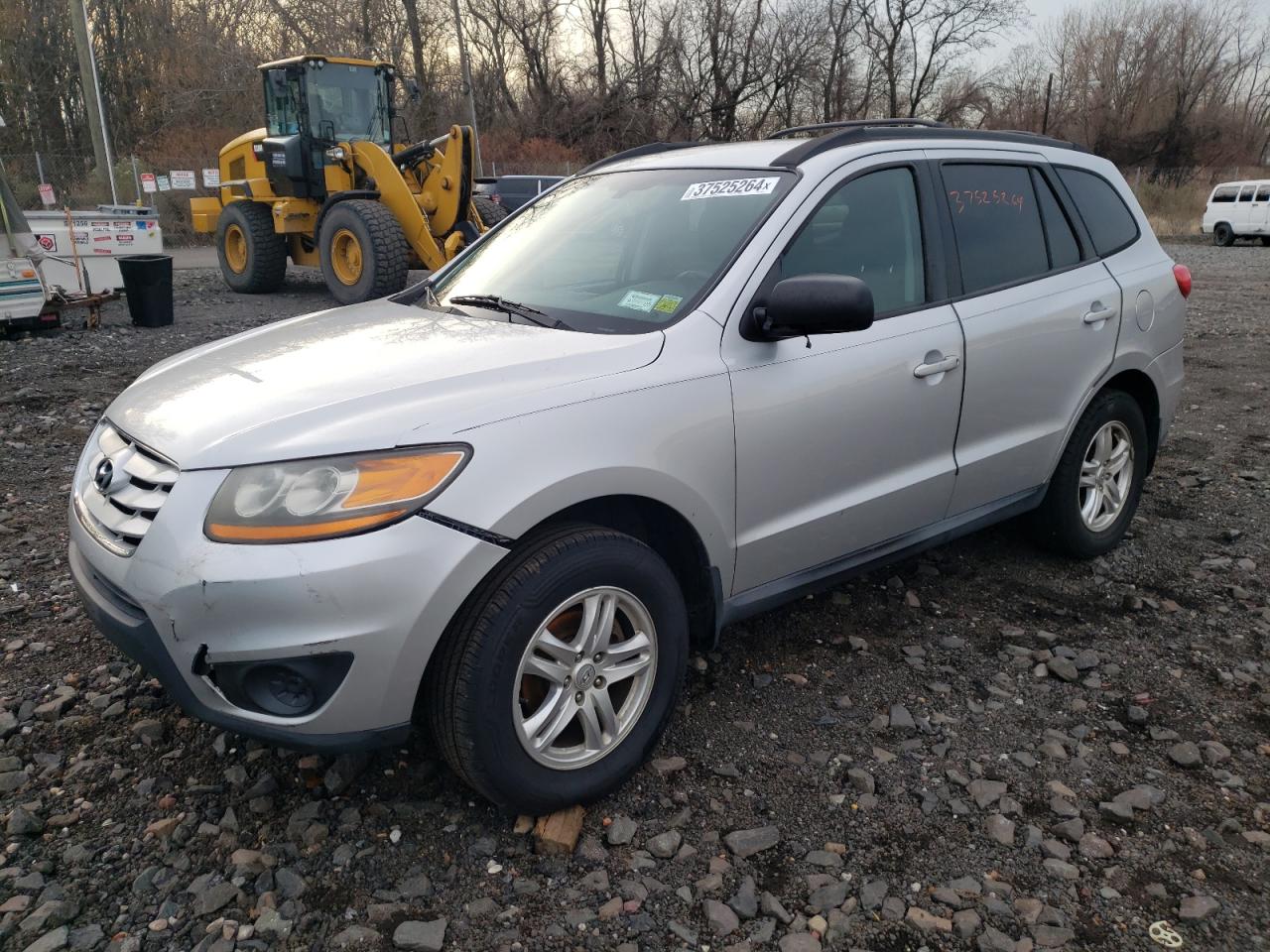 hyundai santa fe 2011 5xyzg3ab9bg011614