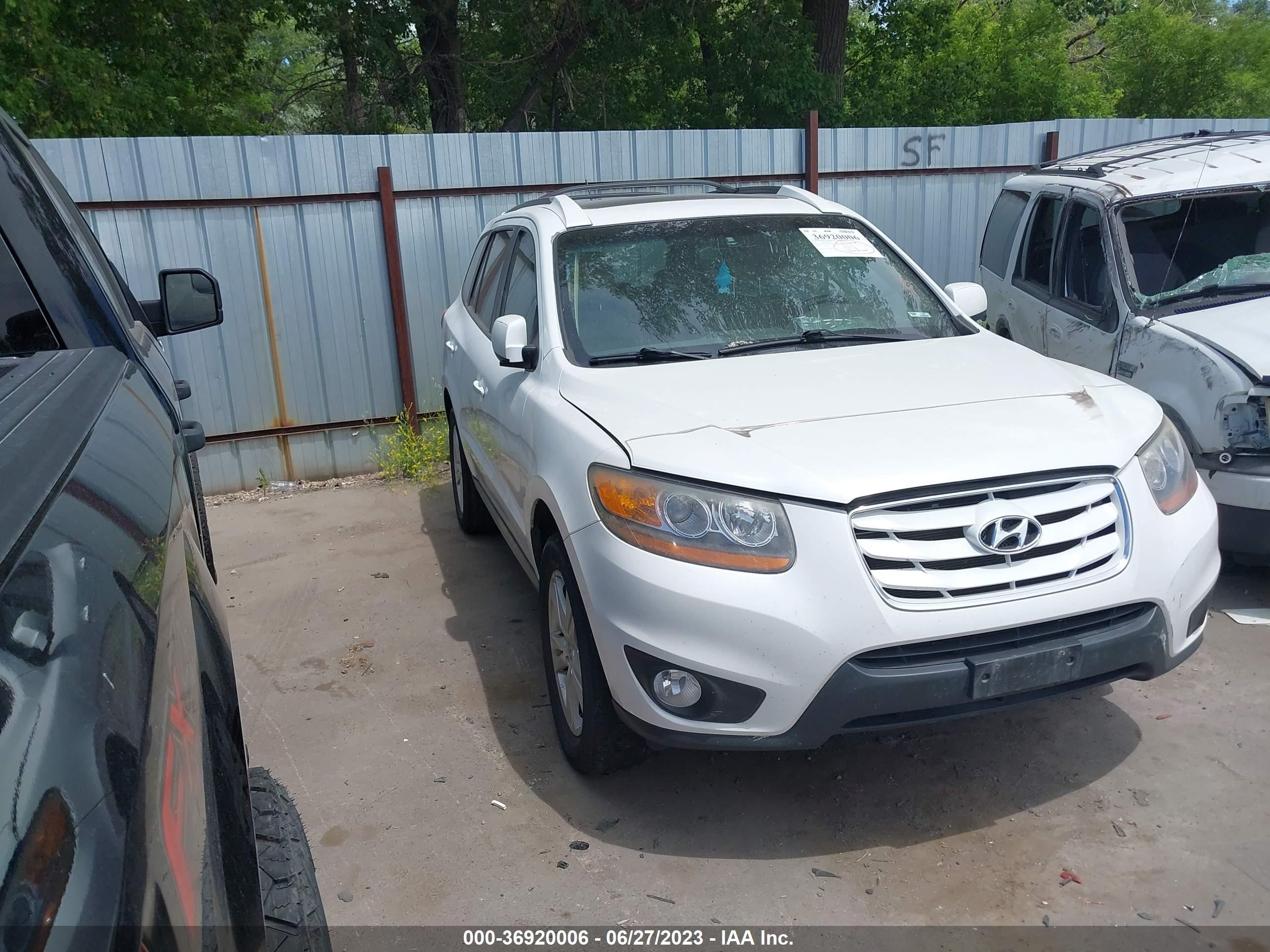 hyundai santa fe 2011 5xyzkdag5bg047249