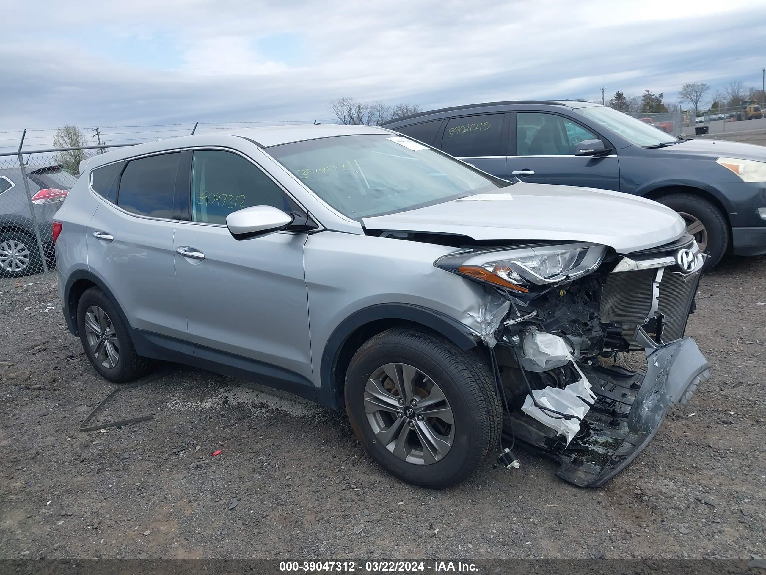 hyundai santa fe 2015 5xyztdlb9fg290549