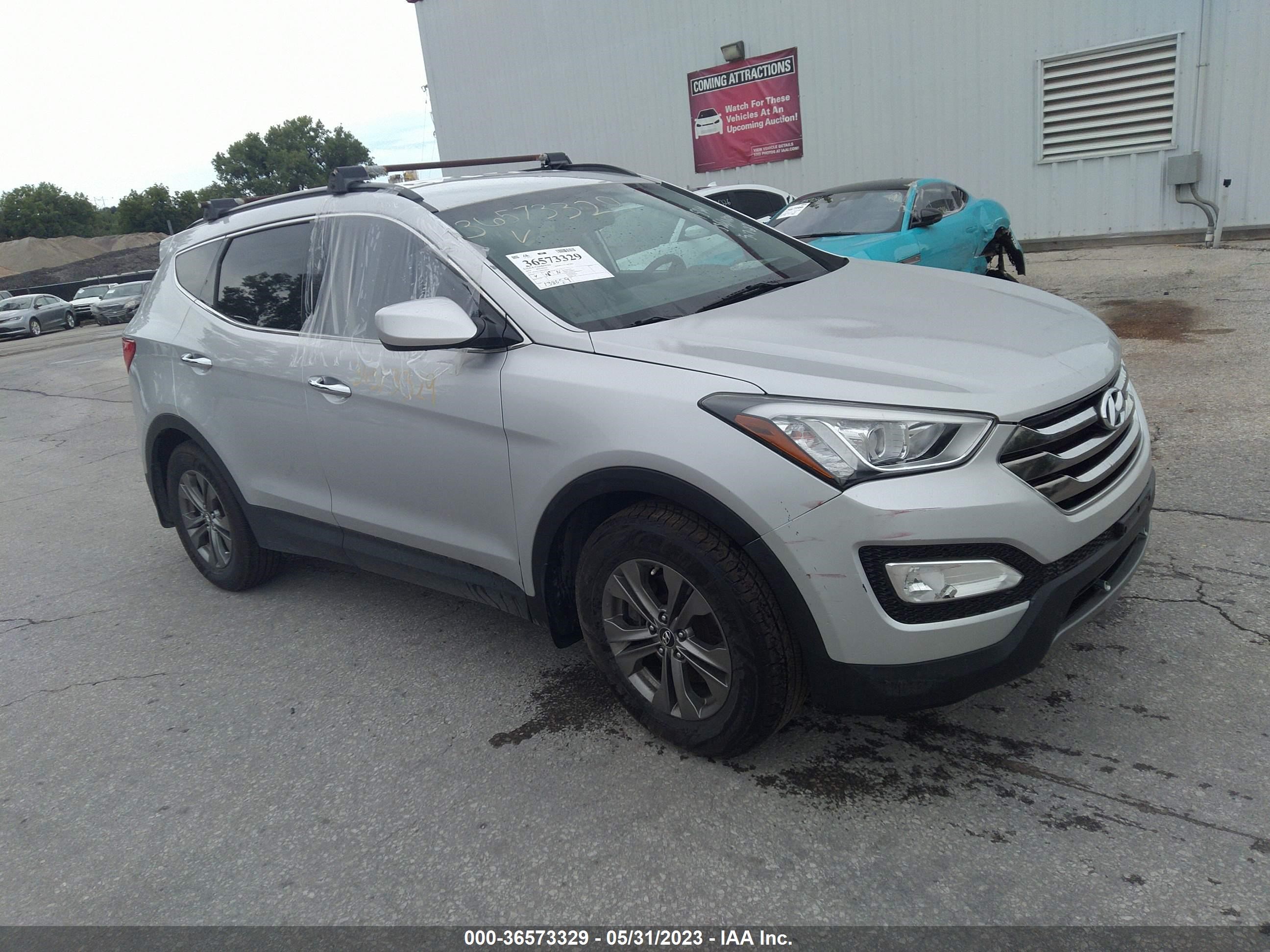 hyundai santa fe 2014 5xyzu3lb2eg185101