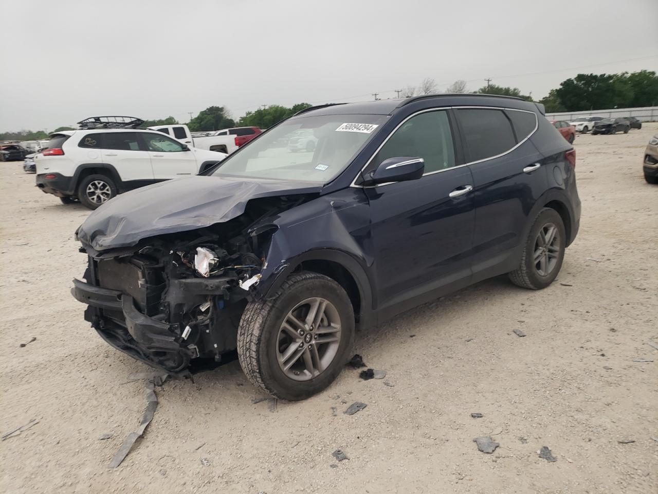 hyundai santa fe 2018 5xyzu3lb3jg524166