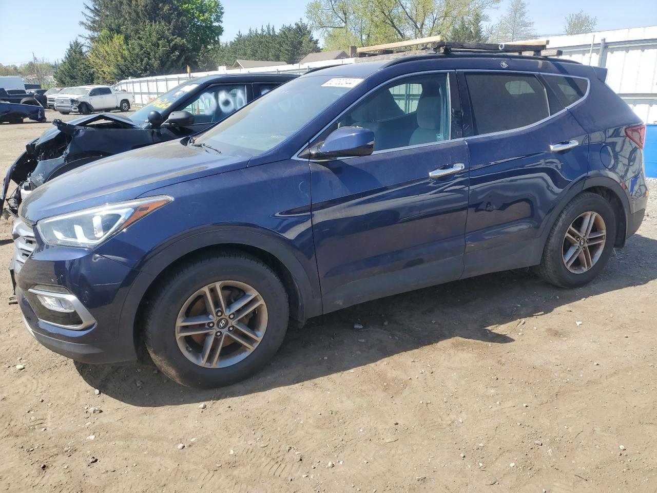 hyundai santa fe 2017 5xyzu3lb8hg422730