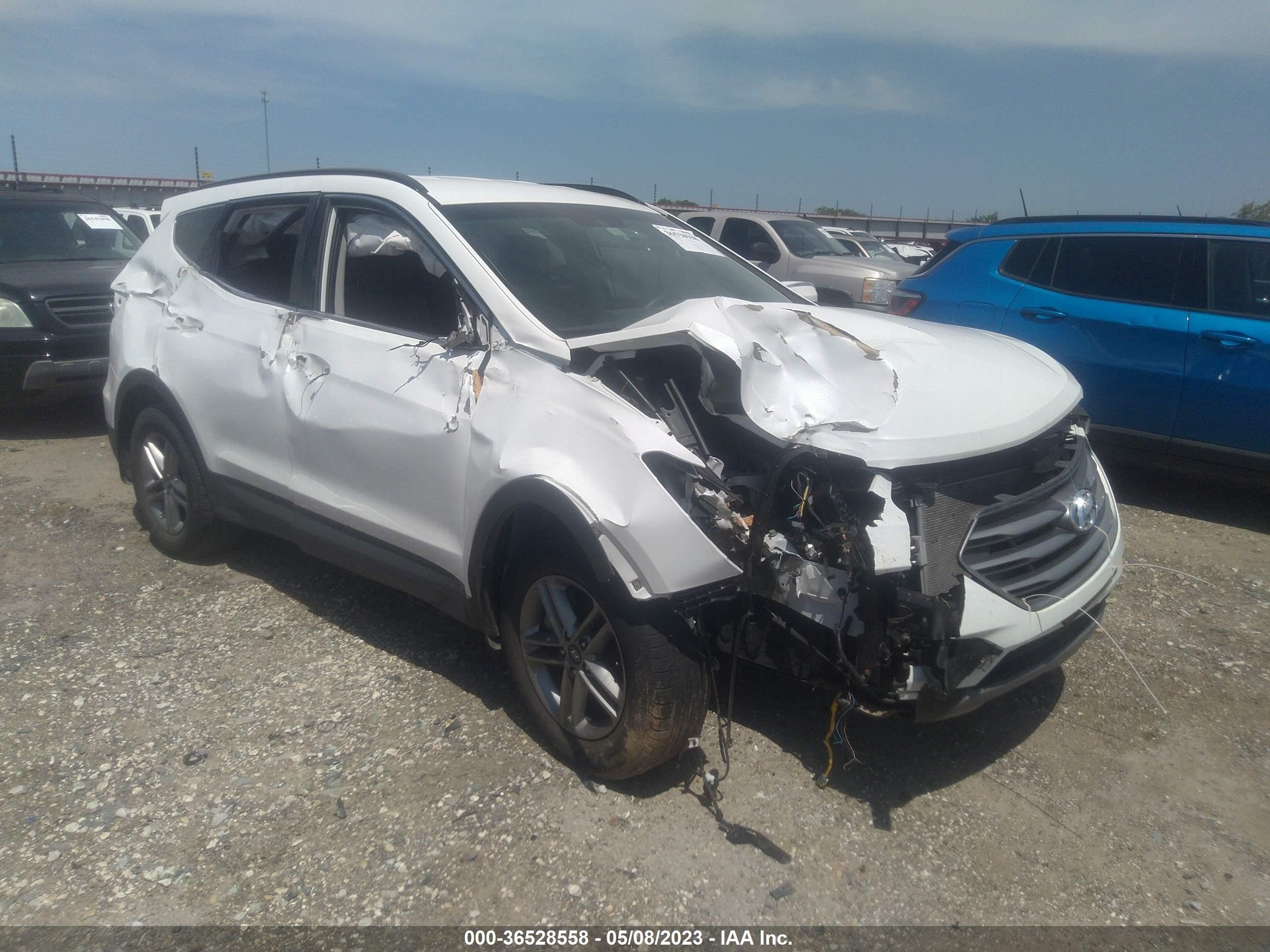 hyundai santa fe 2018 5xyzu3lb8jg535891