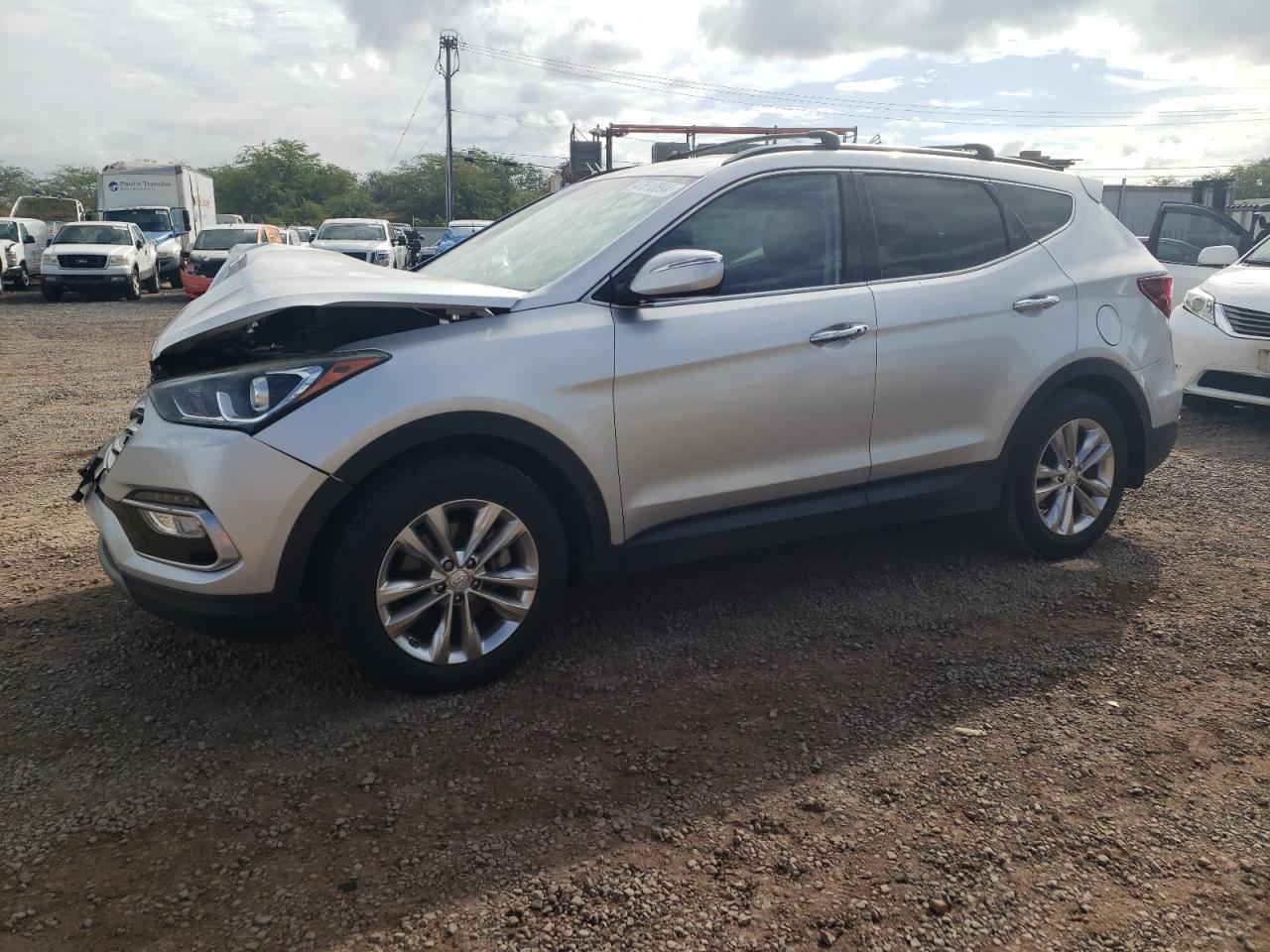 hyundai santa fe 2018 5xyzu4la3jg563630