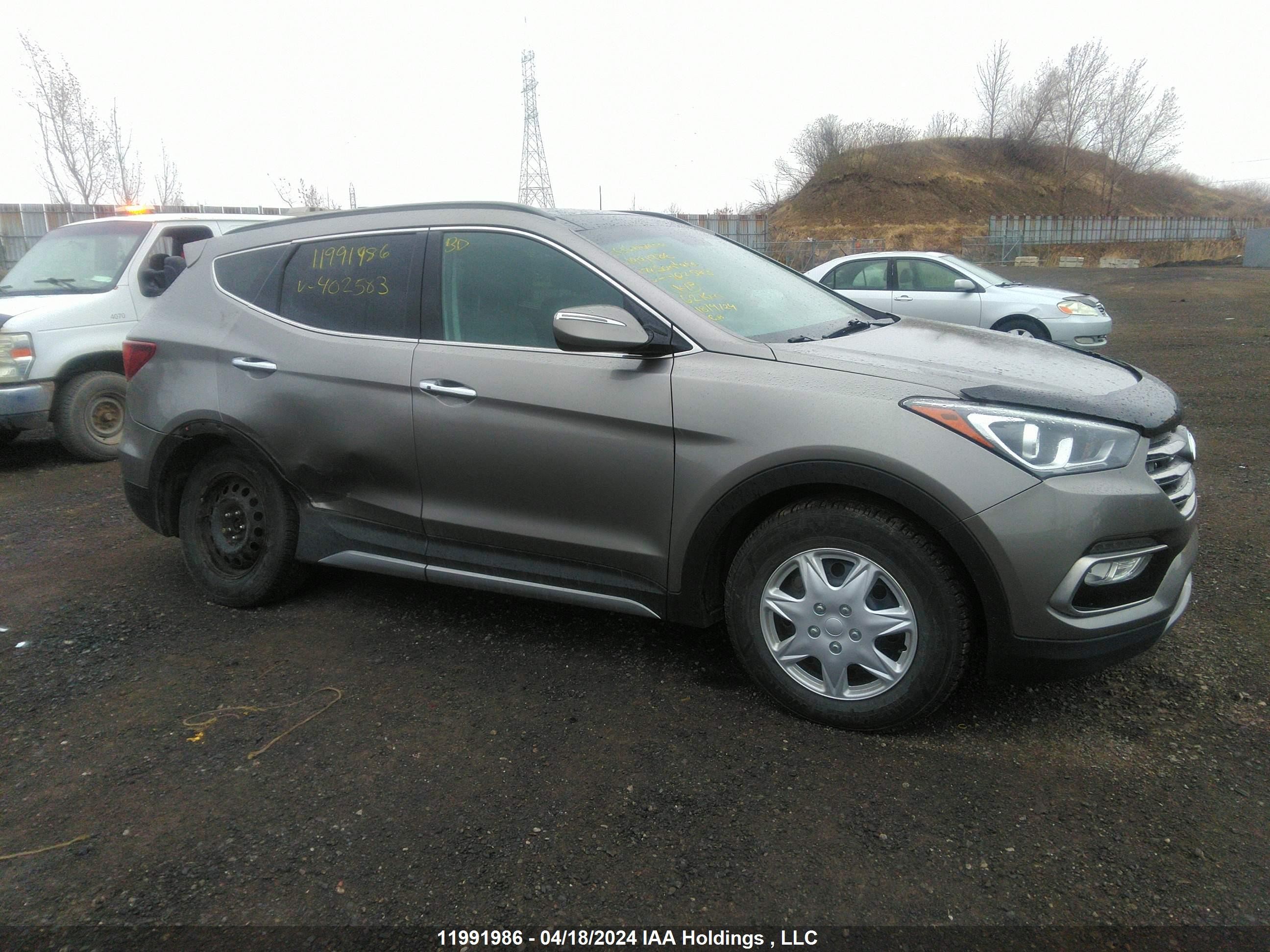 hyundai santa fe 2017 5xyzudla2hg402583