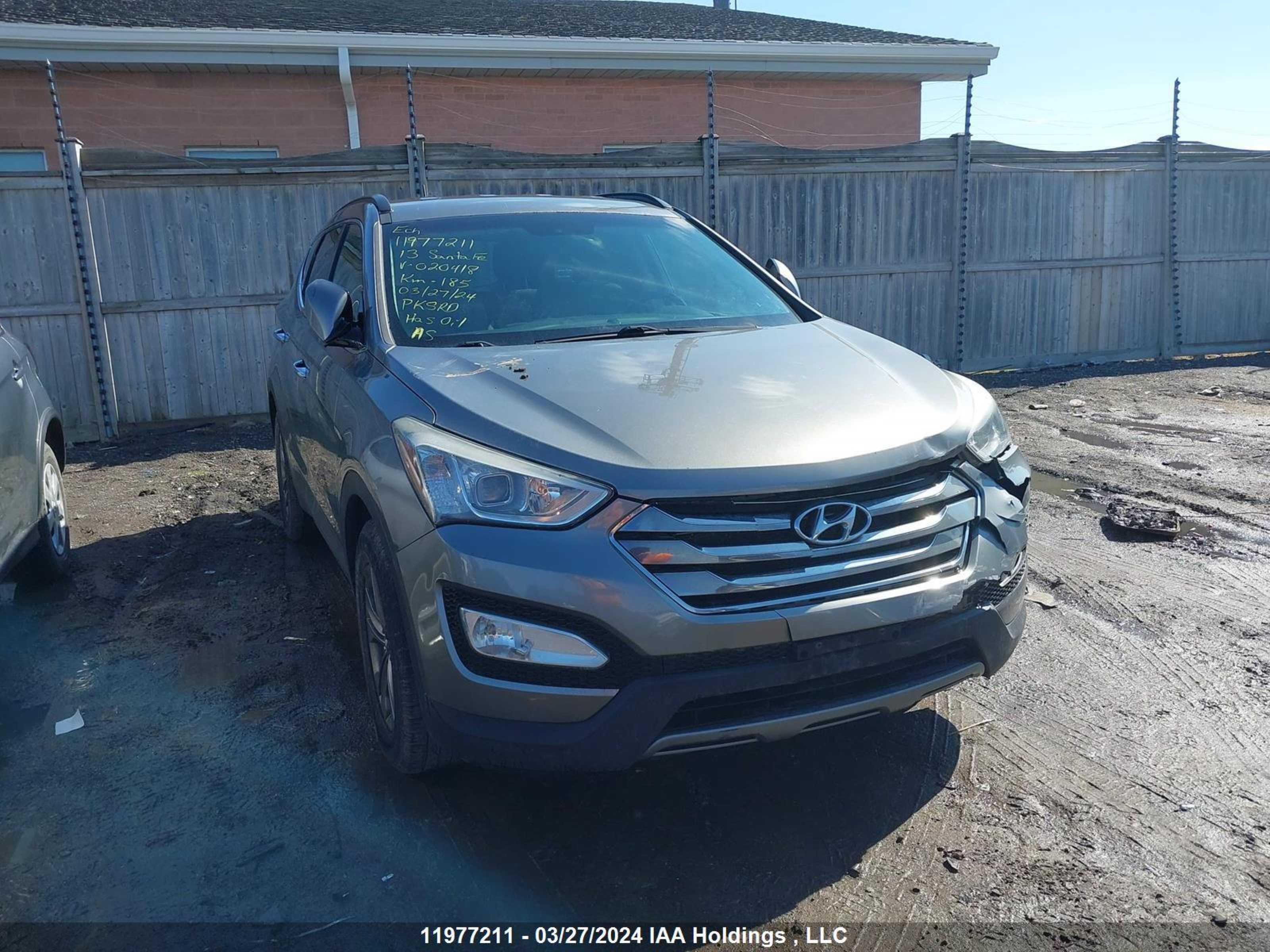 hyundai santa fe 2013 5xyzudlb1dg020418