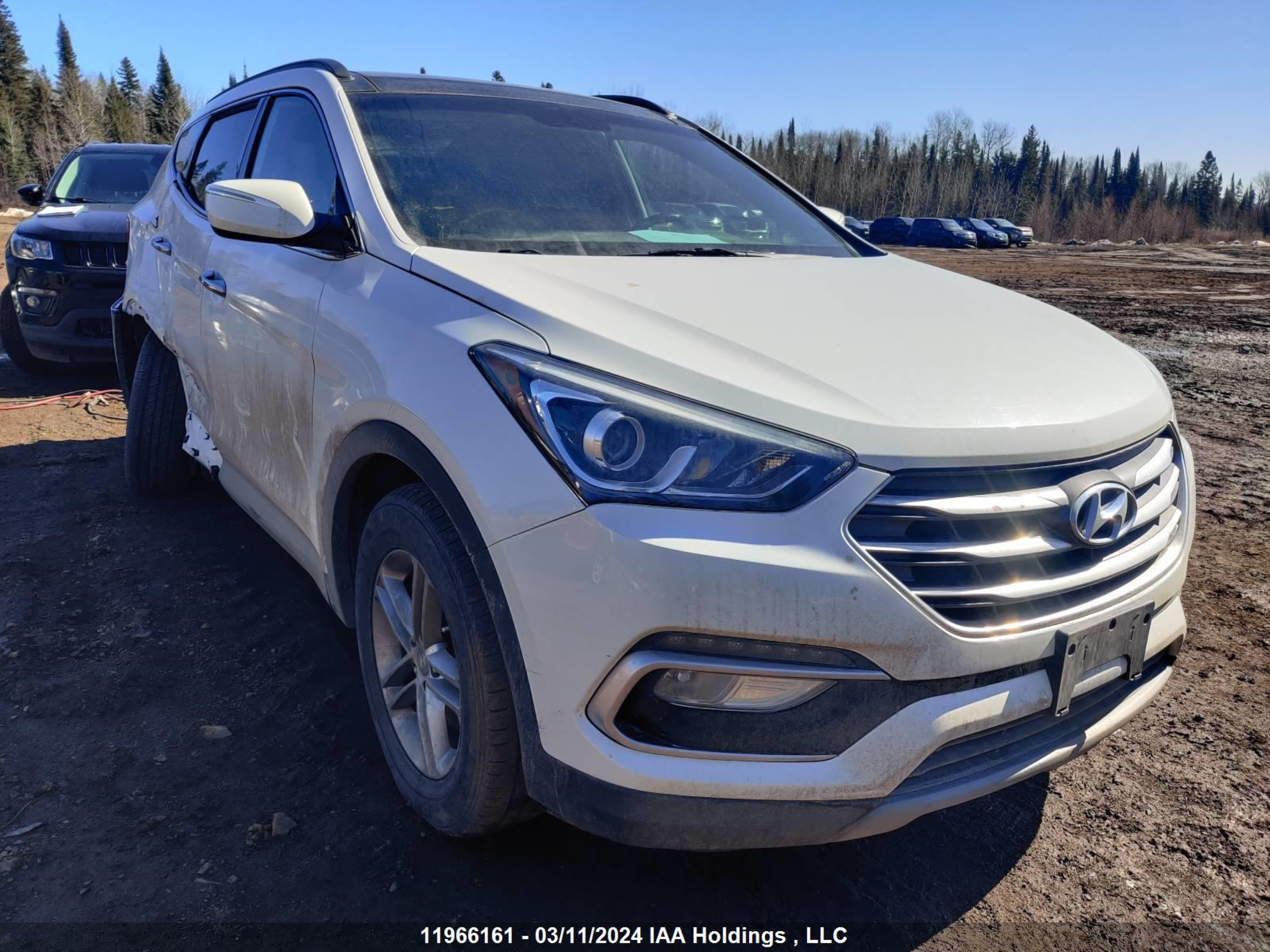 hyundai santa fe 2018 5xyzudlb5jg573696