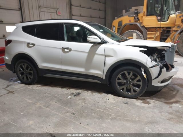 hyundai santa fe 2017 5xyzwdlaxhg459592