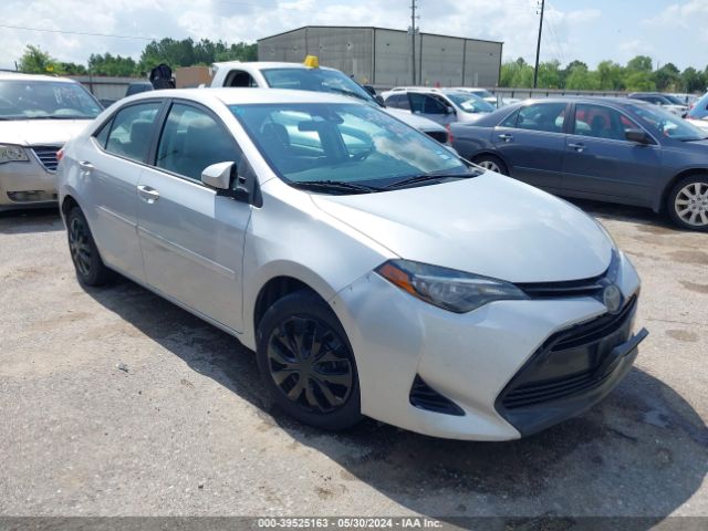 toyota corolla 2017 5yfburhe0hp682882