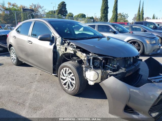 toyota corolla 2018 5yfburhe0jp795222