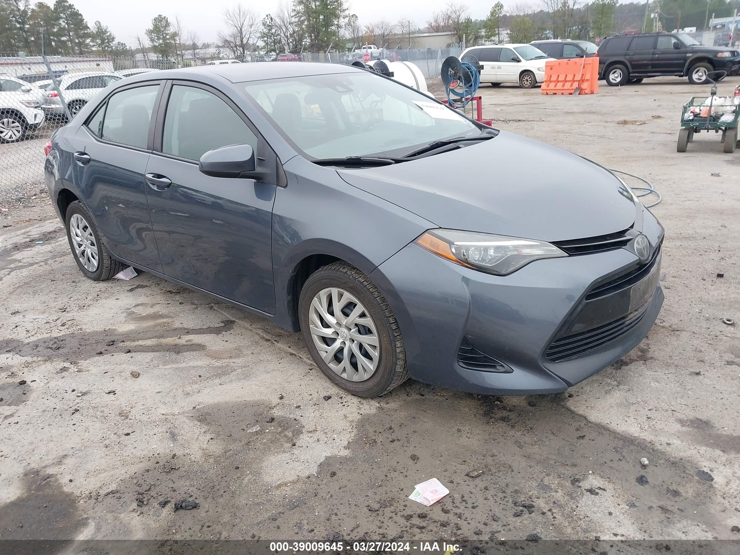 toyota corolla 2018 5yfburhe5jp818736