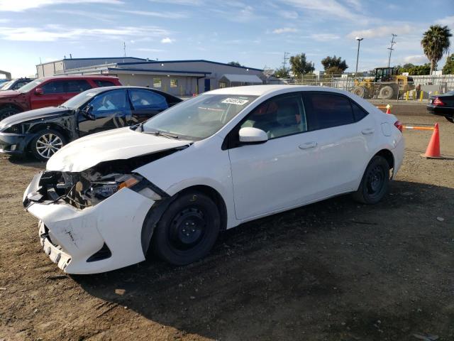 toyota corolla 2018 5yfburhe6jp745960