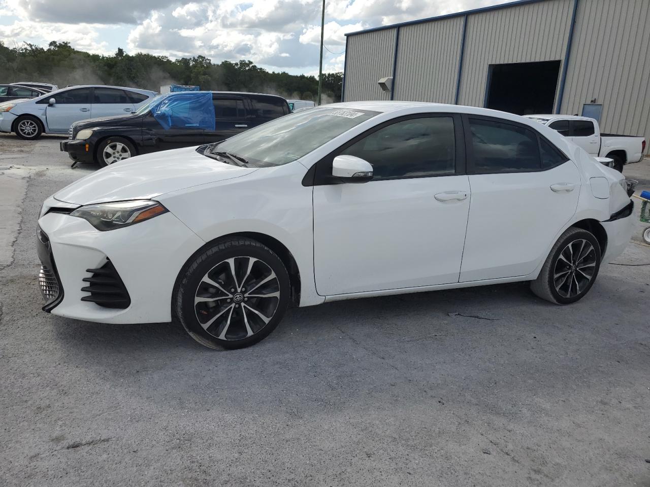 toyota corolla 2018 5yfburhe7jp821377