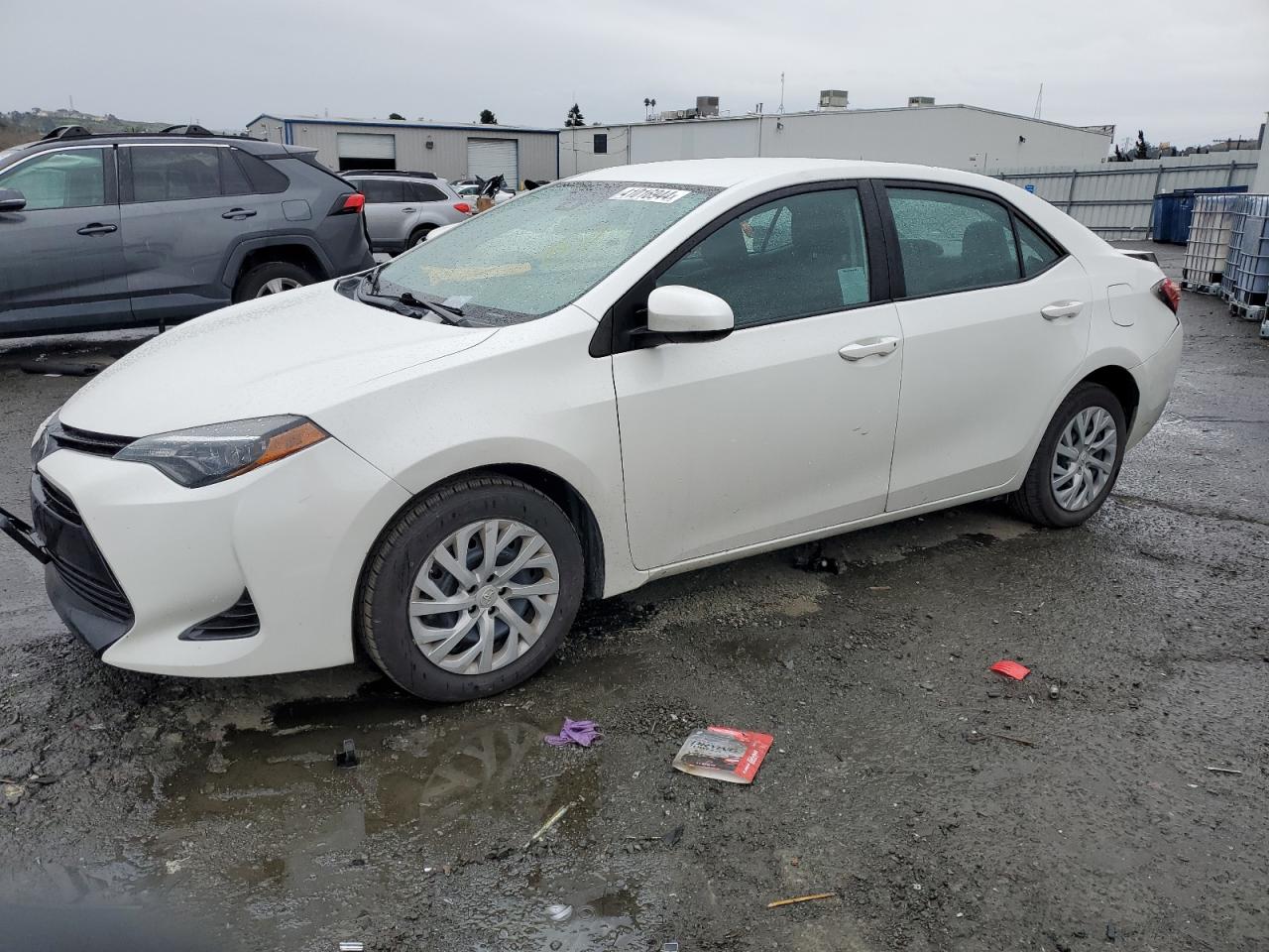 toyota corolla 2018 5yfburhexjp774121