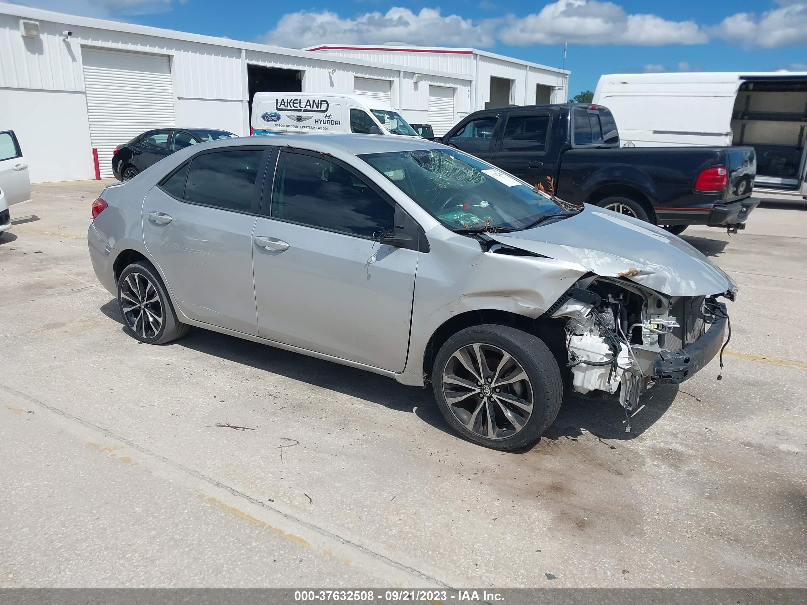 toyota corolla 2018 5yfburhexjp810048