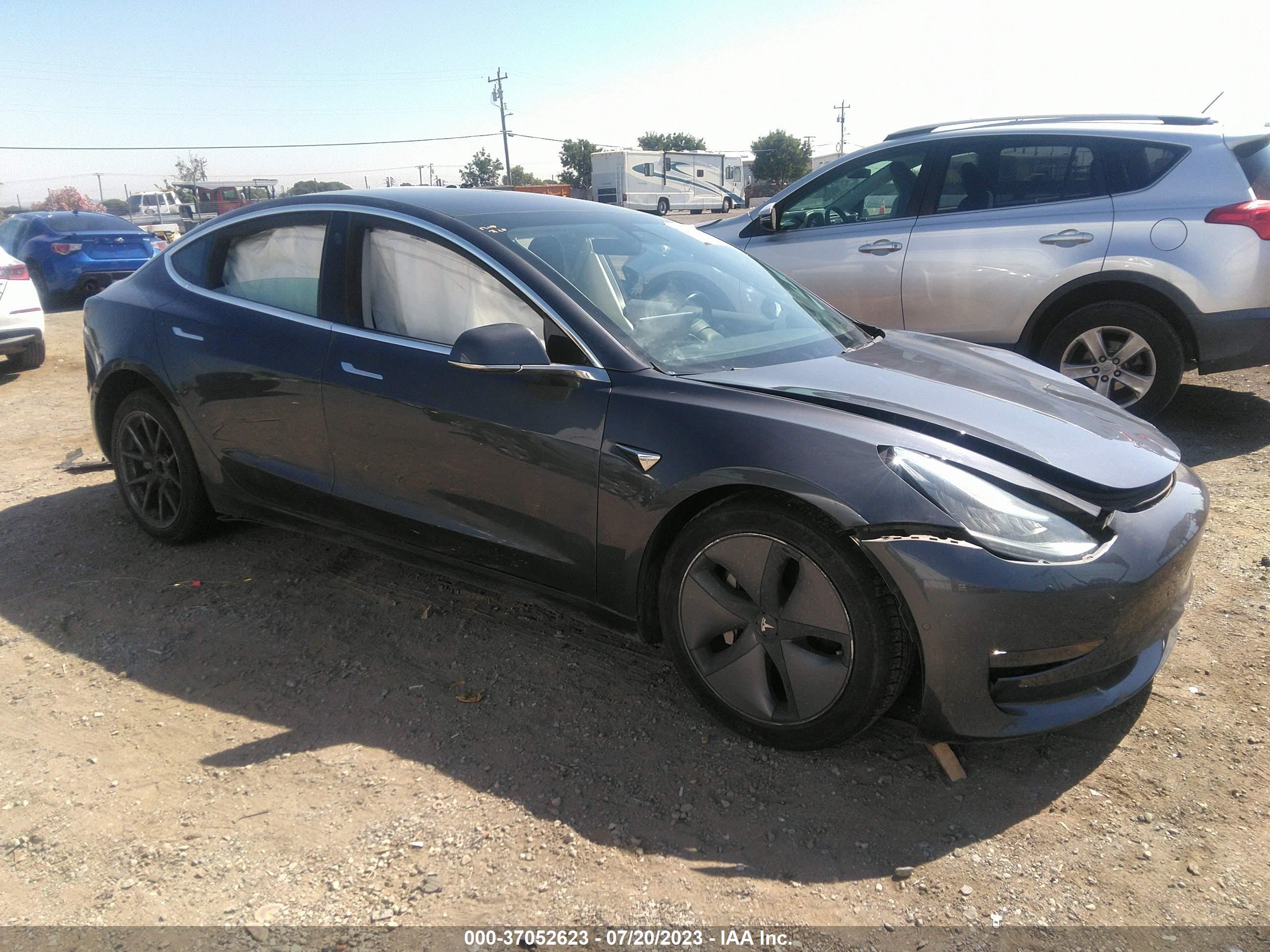 tesla model 3 2019 5yj3e1ea0kf298303