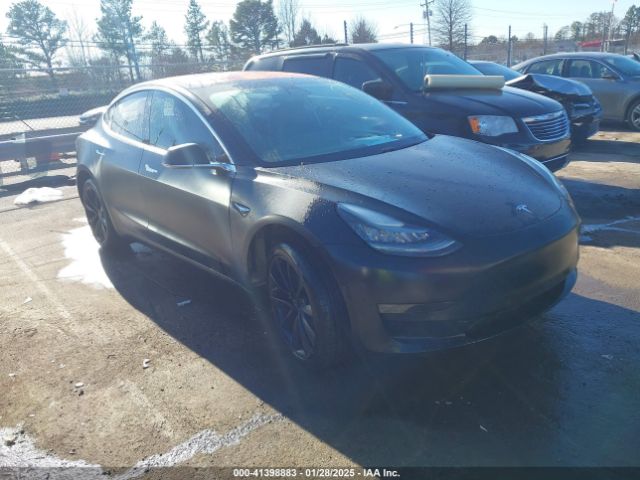 tesla model 3 2018 5yj3e1ea2jf009324