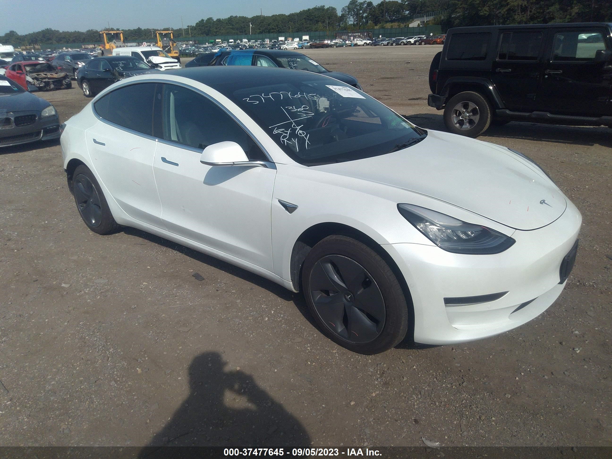 tesla model 3 2019 5yj3e1ea2kf483422