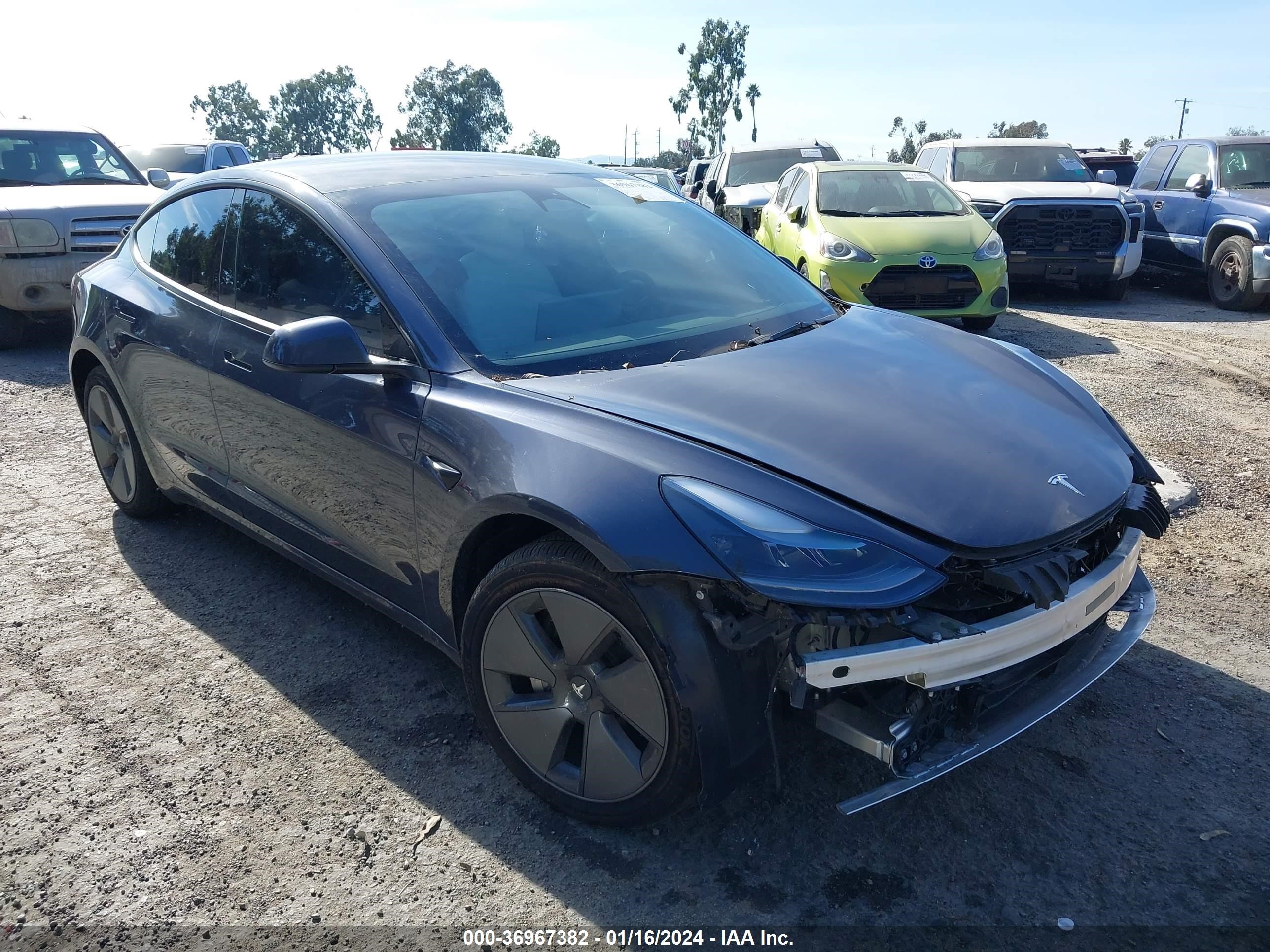 tesla model 3 2023 5yj3e1ea2pf499840