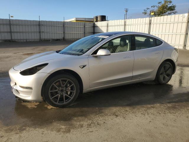 tesla model 3 2018 5yj3e1ea3jf058726