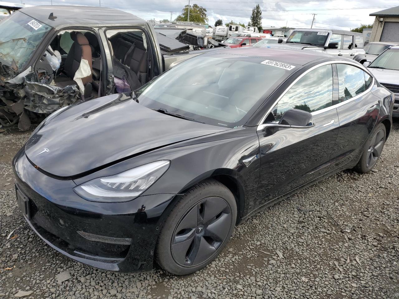 tesla model 3 2018 5yj3e1ea6jf040611