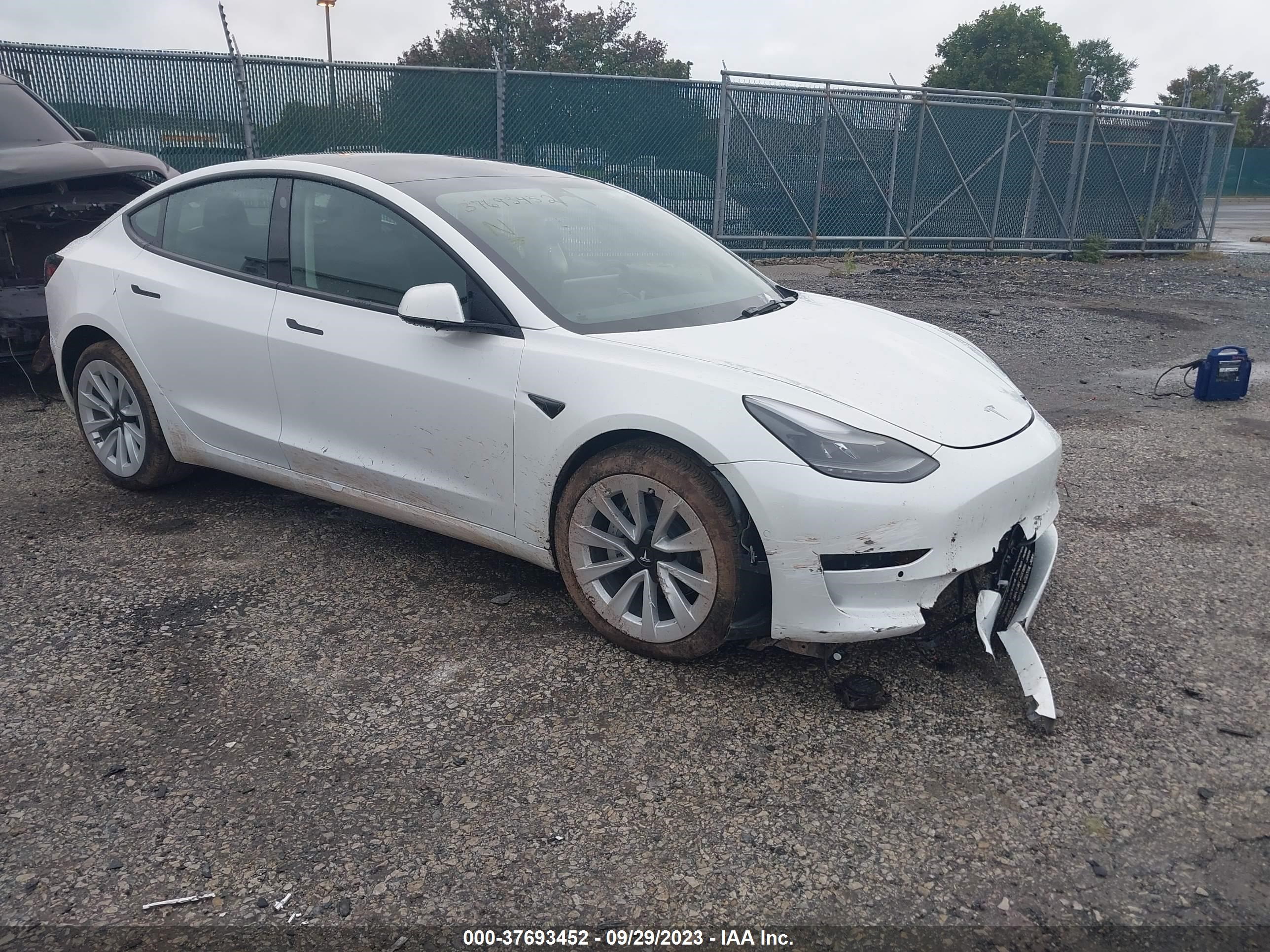 tesla model 3 2022 5yj3e1ea6nf330756