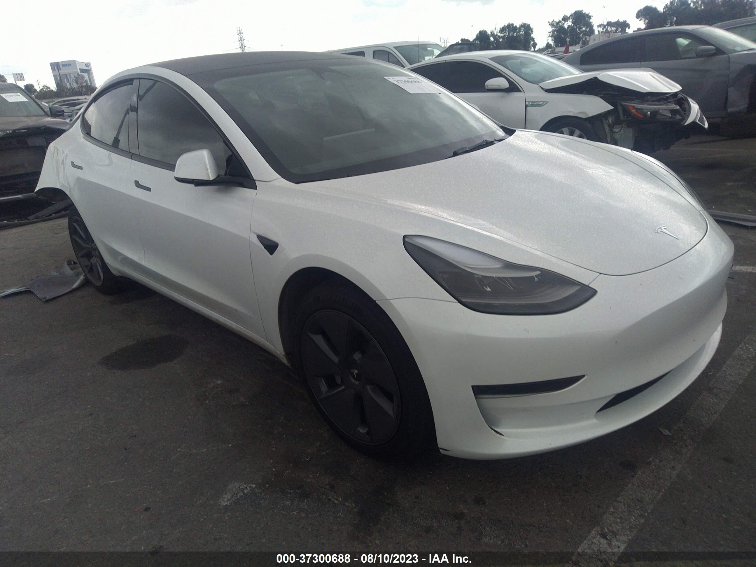 tesla model 3 2023 5yj3e1ea6pf490008