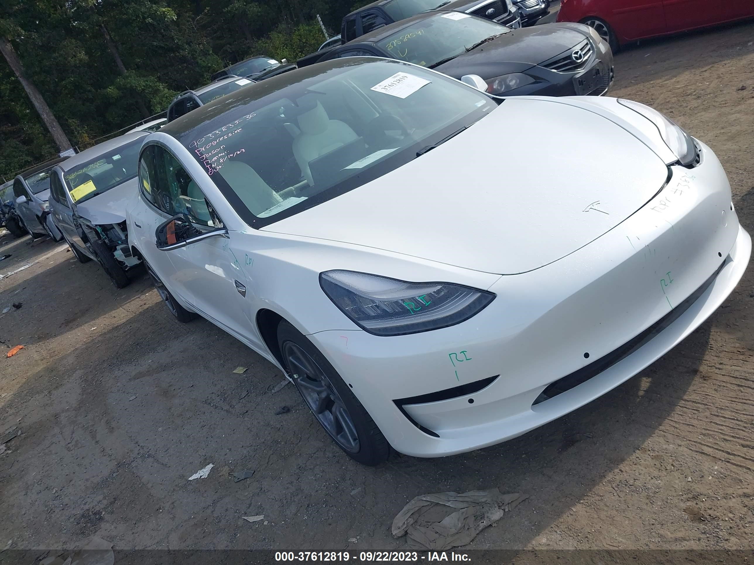 tesla model 3 2020 5yj3e1ea8lf741136