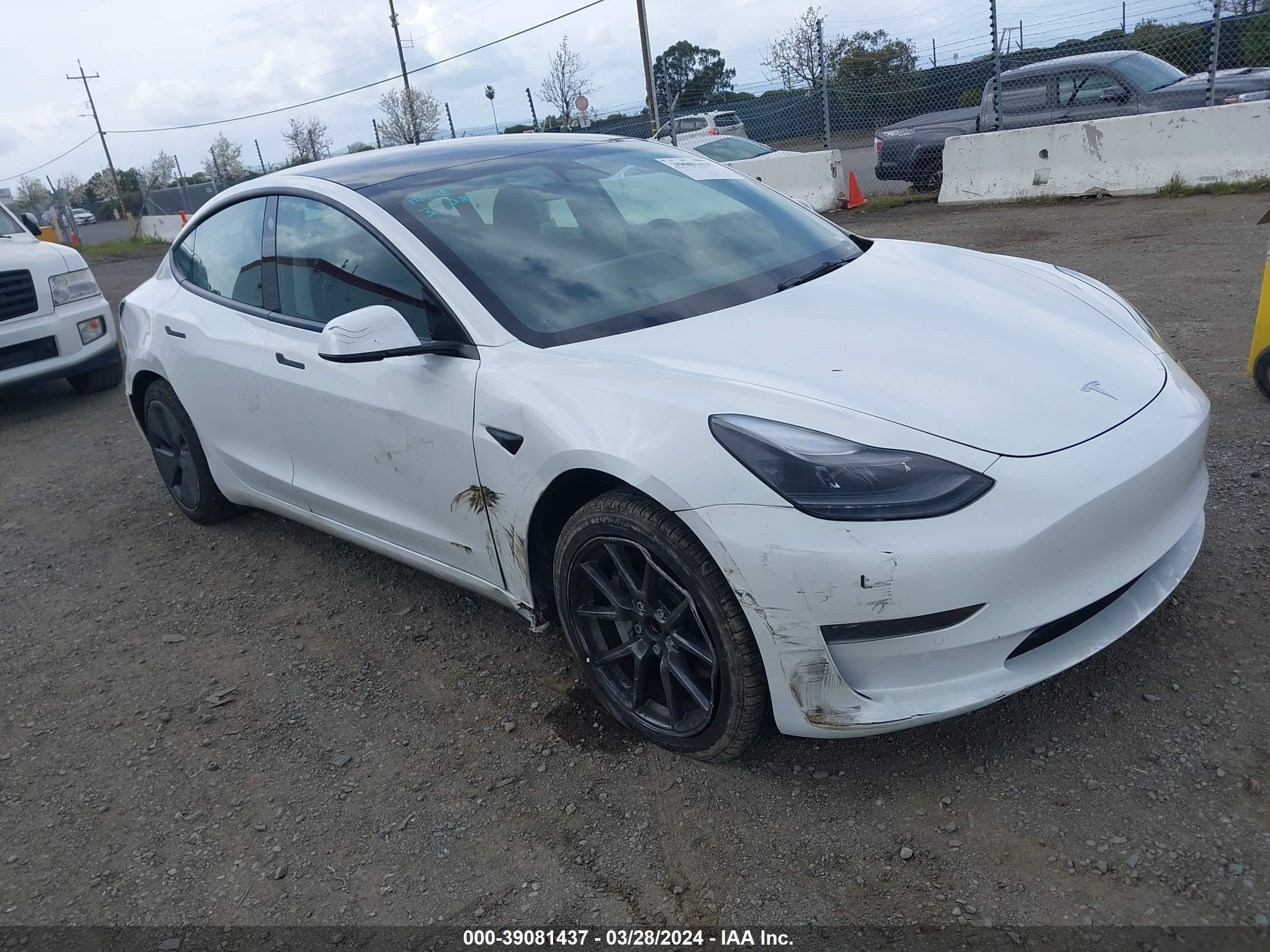 tesla model 3 2022 5yj3e1ea8nf245952