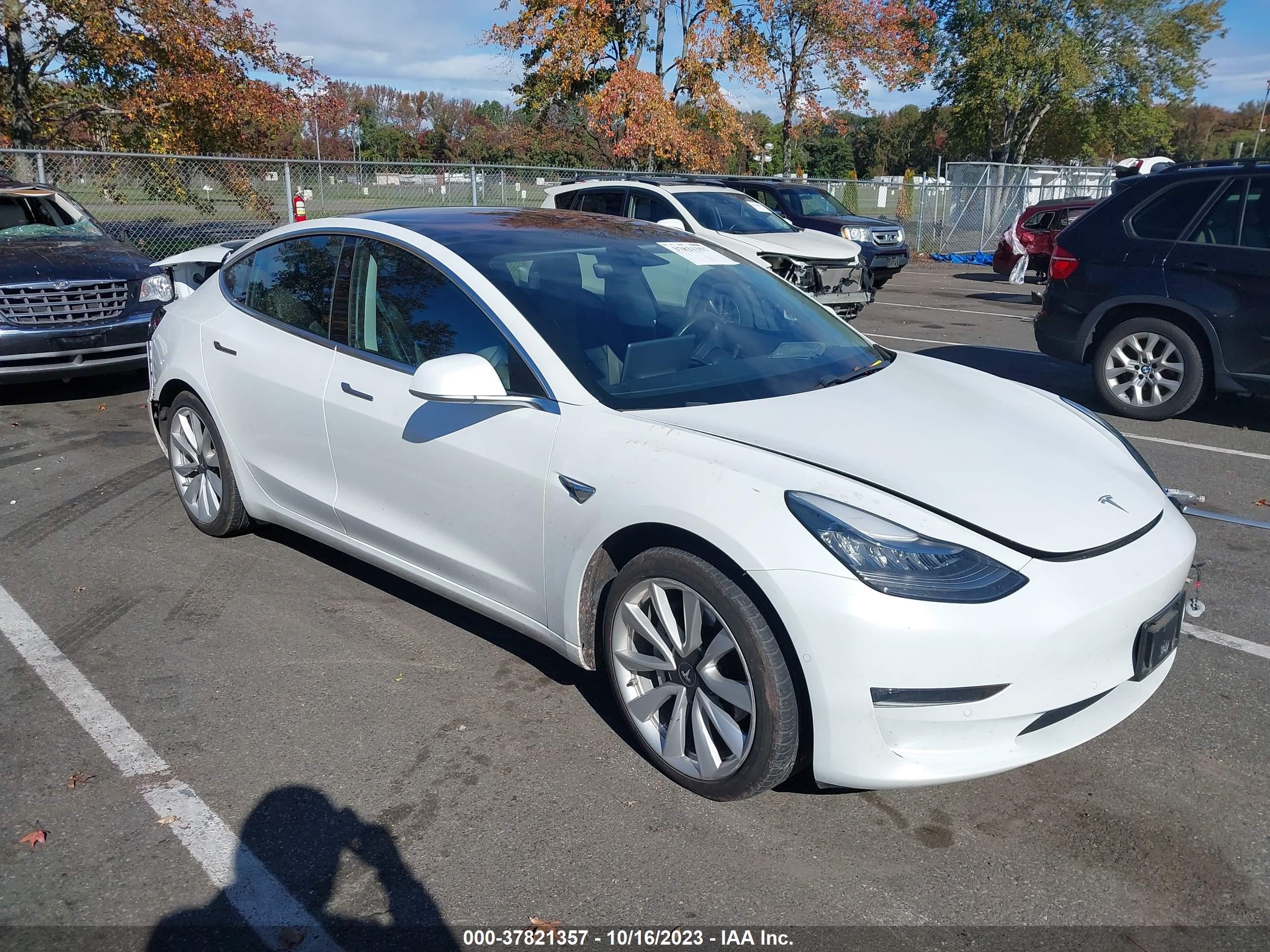 tesla model 3 2018 5yj3e1ea9jf013807